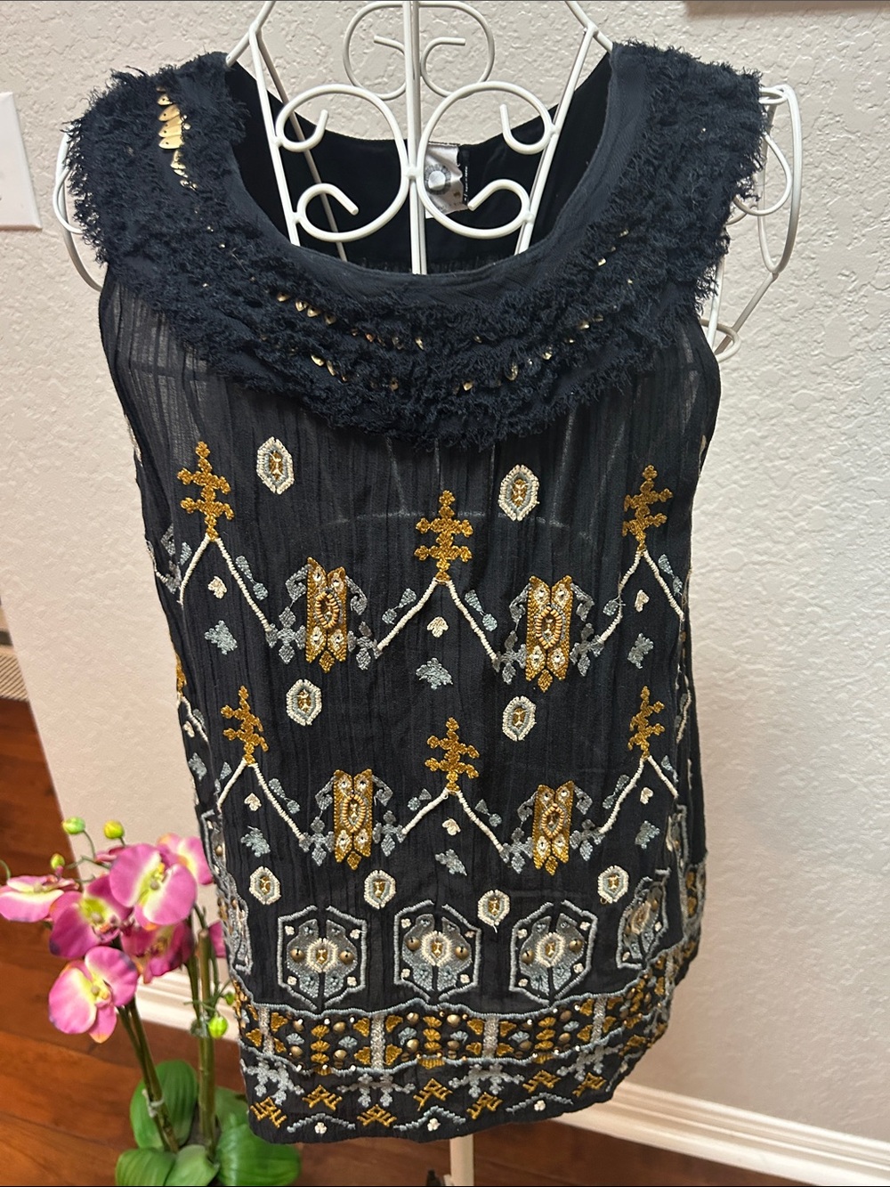 Black Beaded Embroidered Sleeveless Top Size S by Antropolgie